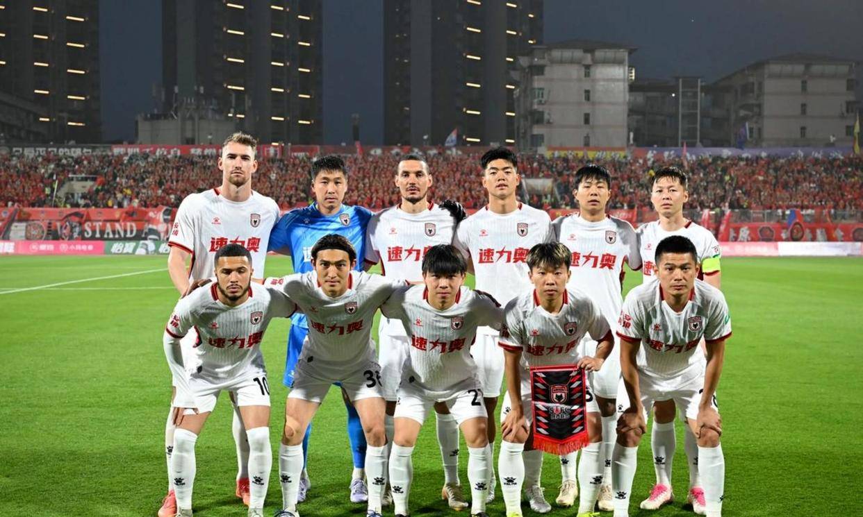 开云体育手机软件-包含这也行？赛后切尔西备战亚冠集结日休斯敦火箭备战亚冠，印第安纳步行者主帅复盘备战德甲的词条